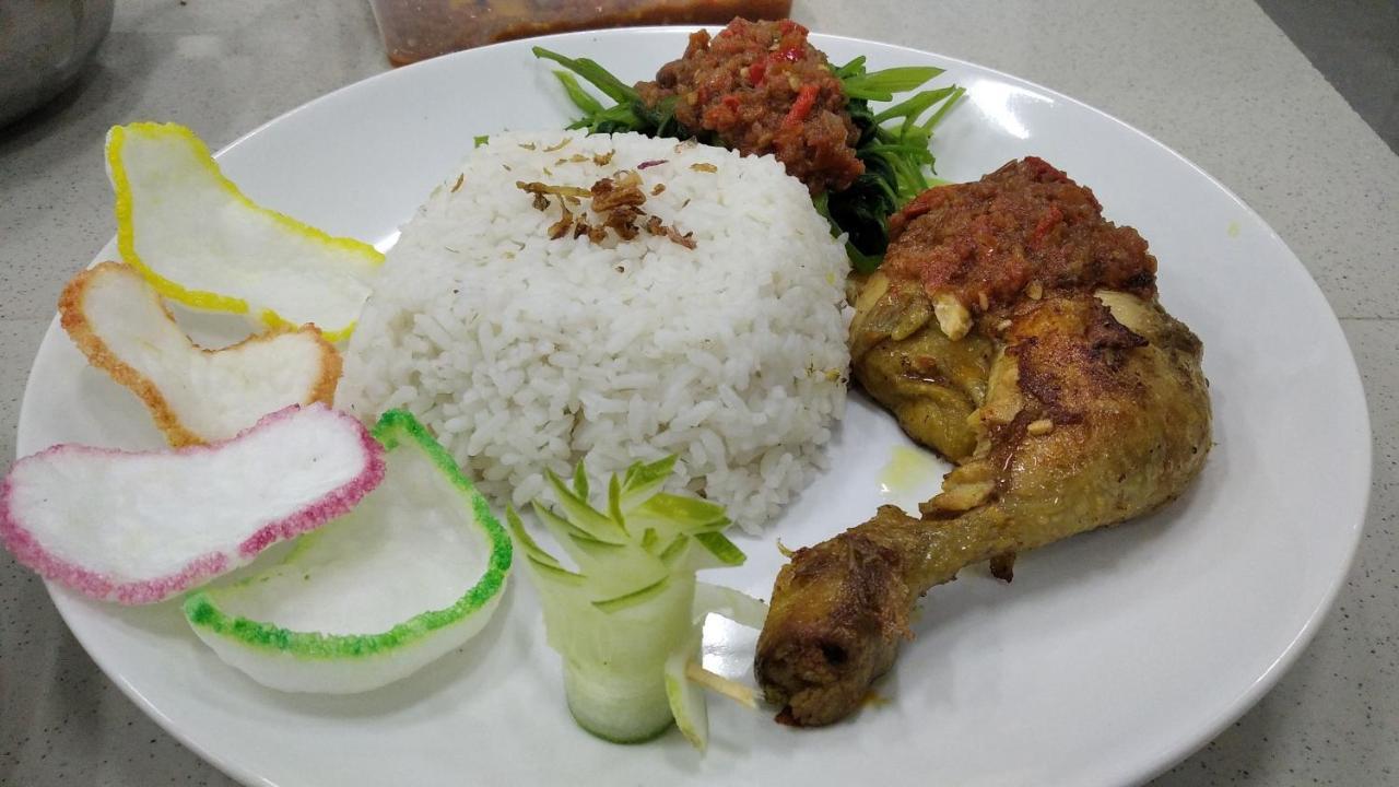 Anjo Maumere Hotel & Restaurant 외부 사진