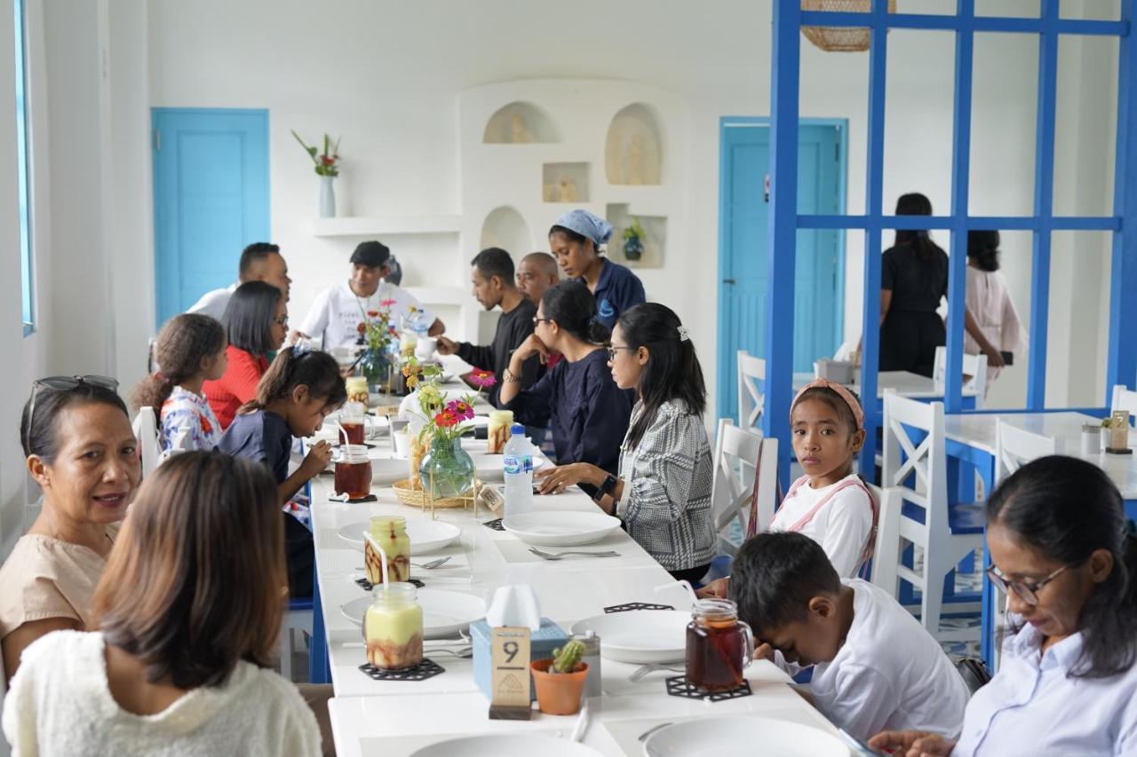 Anjo Maumere Hotel & Restaurant 외부 사진