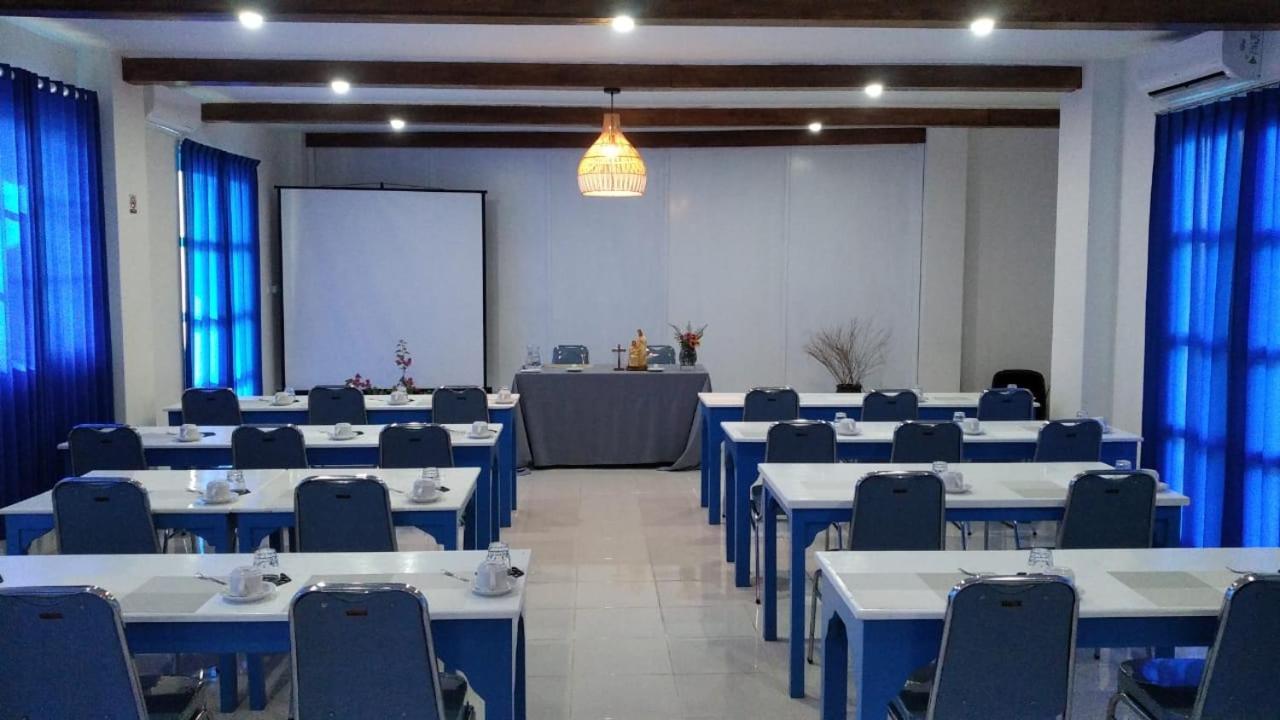 Anjo Maumere Hotel & Restaurant 외부 사진
